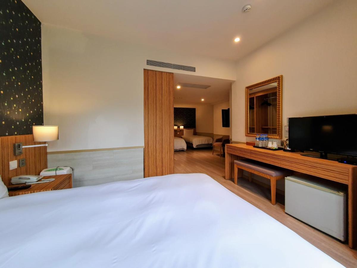 Rainbow Hotel Taipei Exterior photo