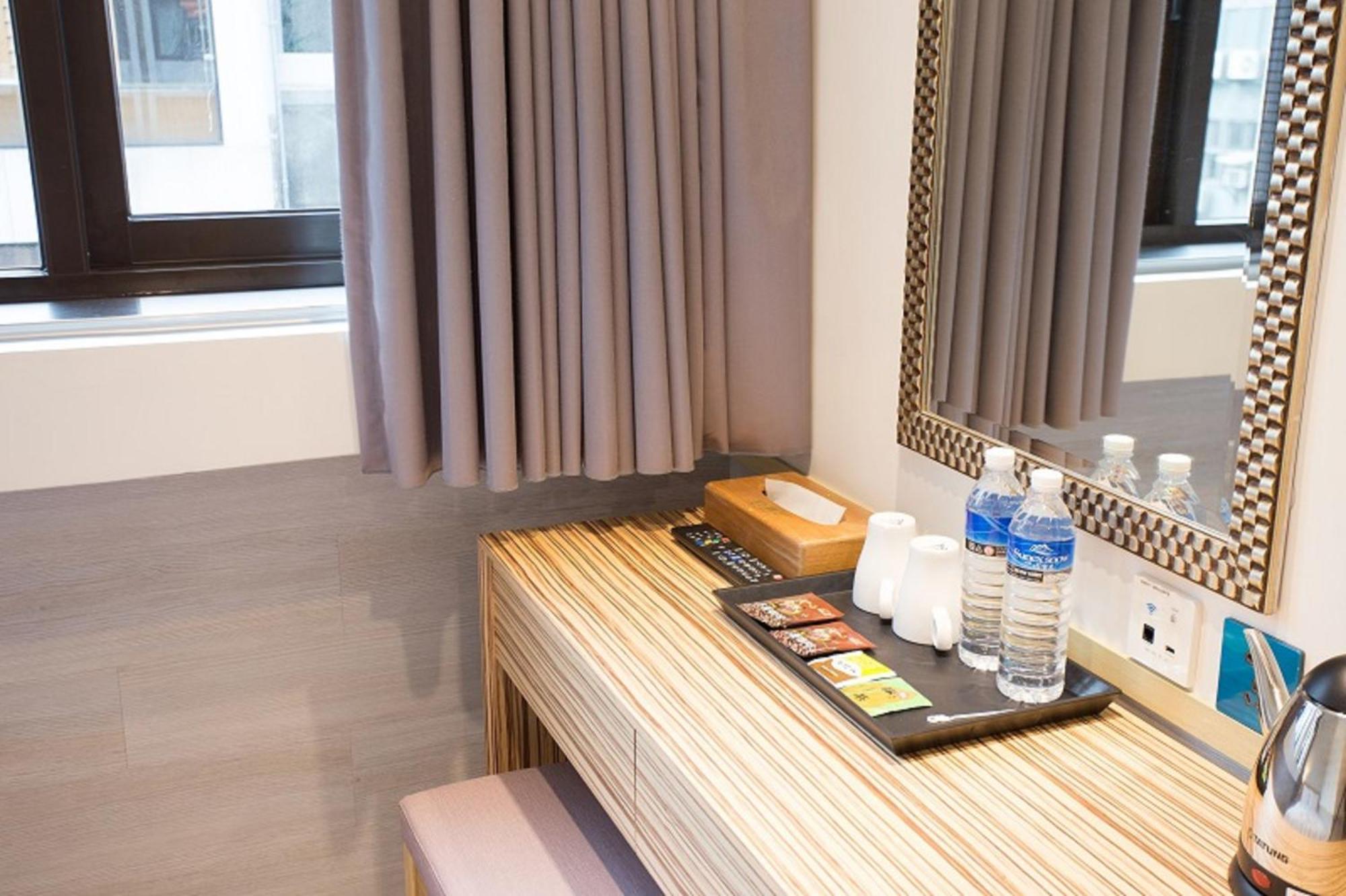 Rainbow Hotel Taipei Room photo