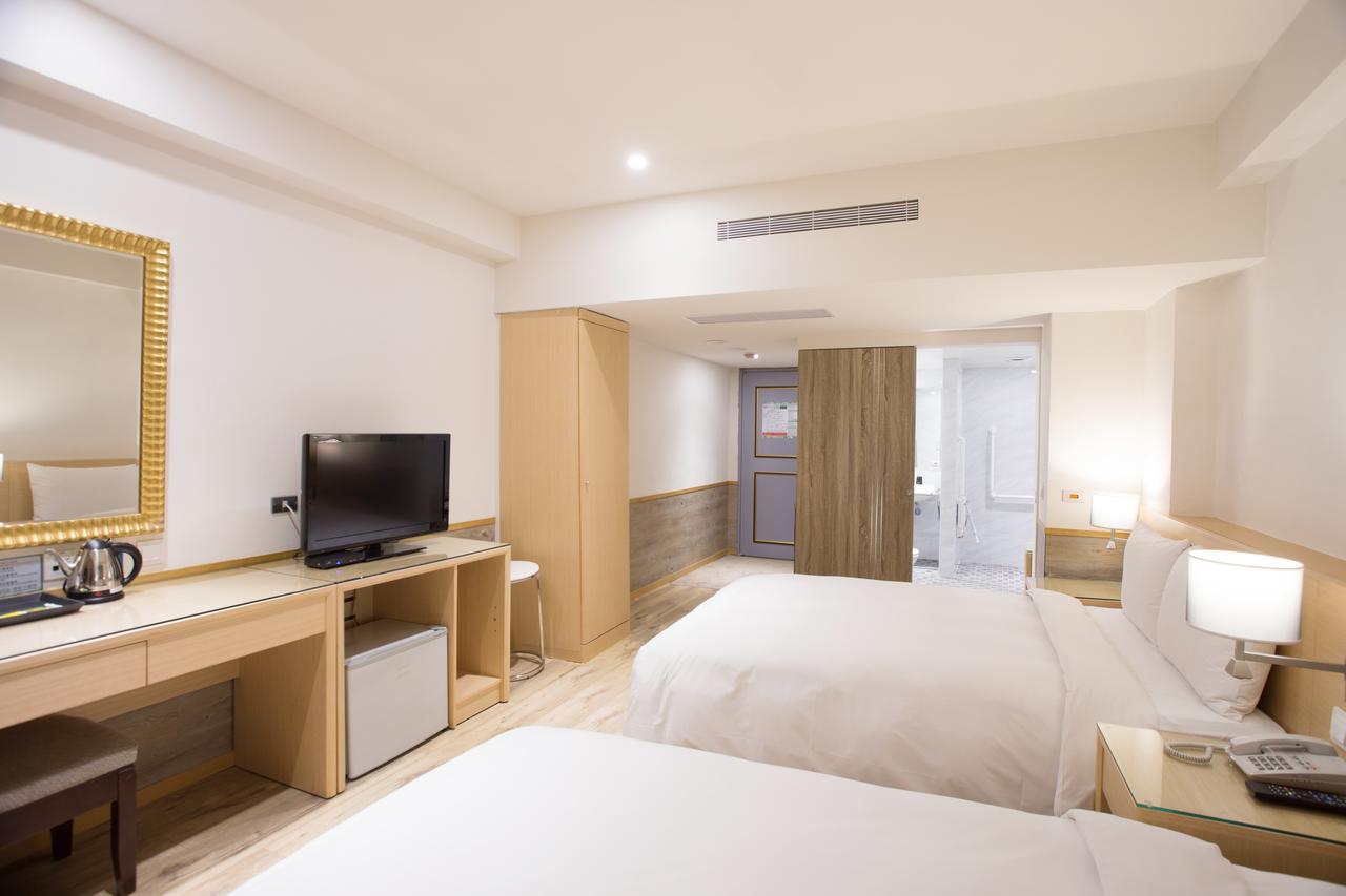 Rainbow Hotel Taipei Exterior photo
