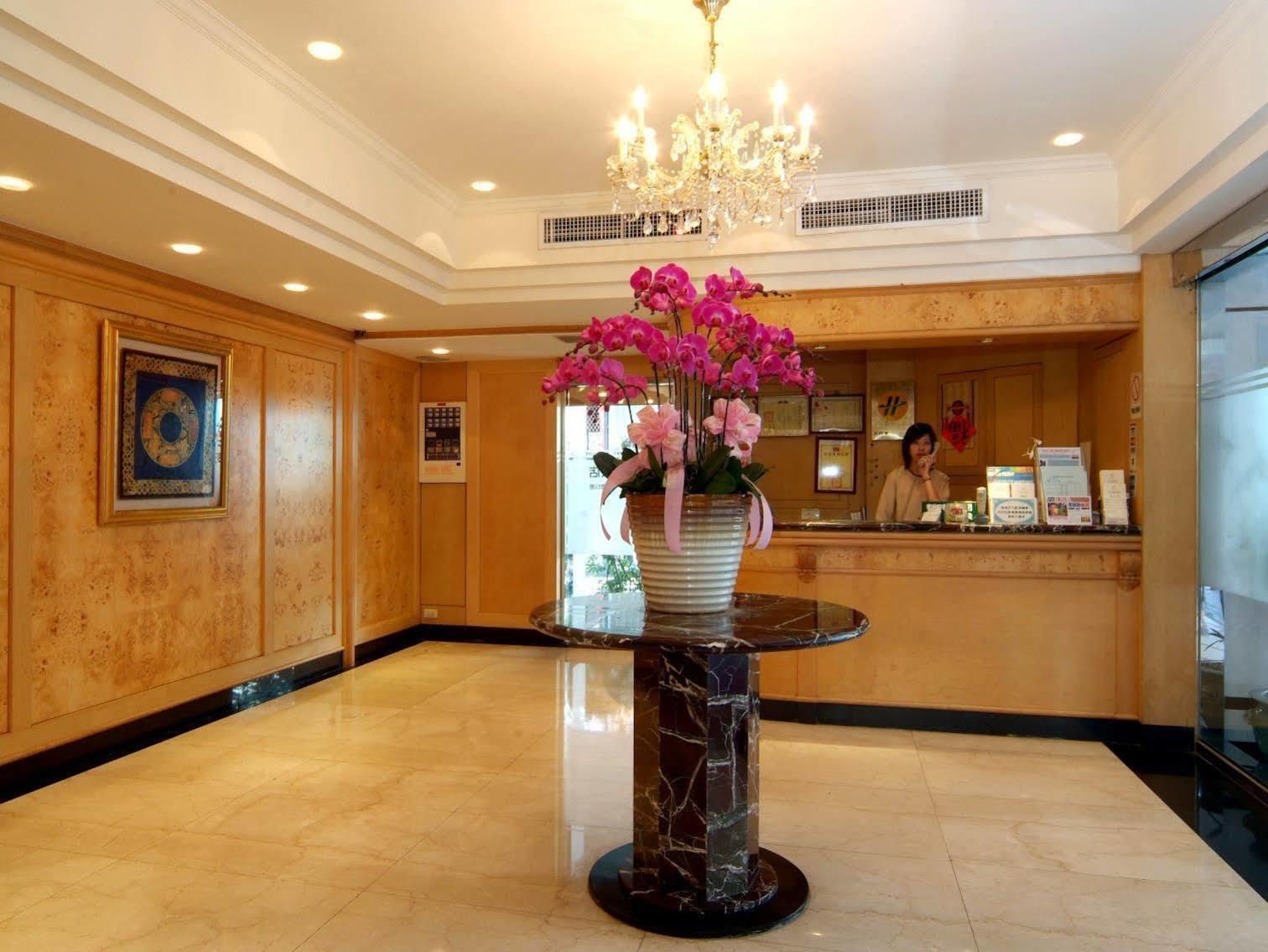 Rainbow Hotel Taipei Exterior photo