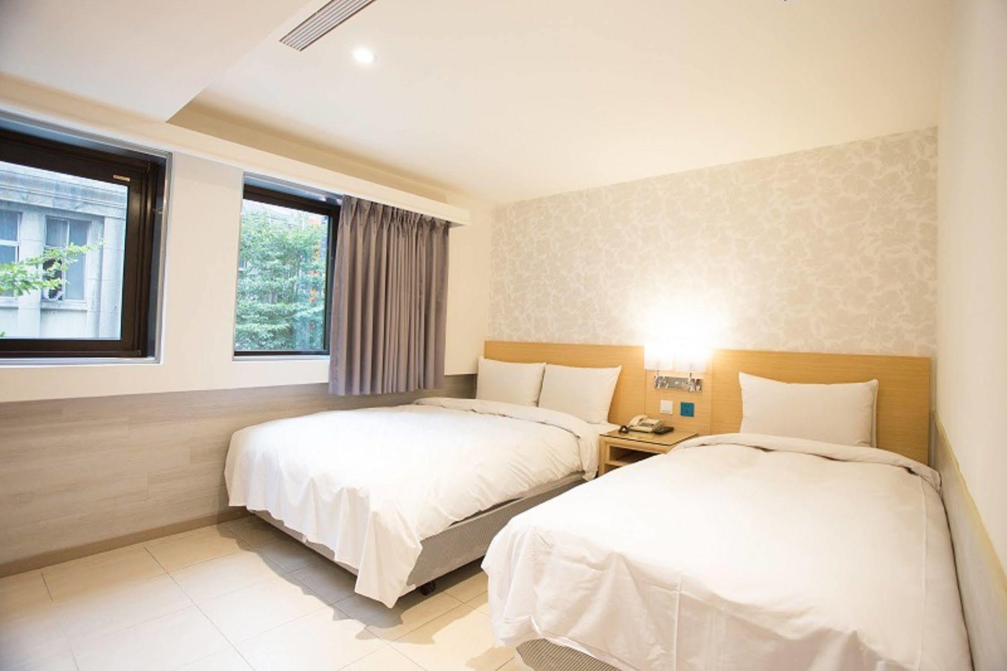 Rainbow Hotel Taipei Exterior photo